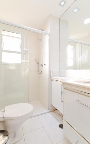 Apartamento para alugar com 132m², 3 quartos e 2 vagasBanheiro do Quarto 1