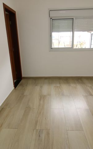 Casa de condomínio para alugar com 195m², 3 quartos e 4 vagasQuarto 3 - Closet