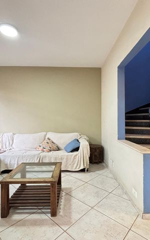 Casa para alugar com 154m², 3 quartos e sem vaga Casa para alugar com 154m², 3 quartos e sem vagaSala