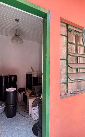 Casa para alugar com 154m², 3 quartos e sem vaga Casa para alugar com 154m², 3 quartos e sem vagaFundos