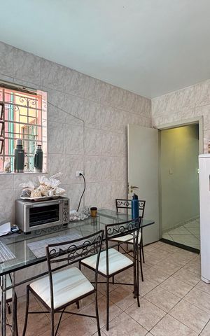 Casa para alugar com 154m², 3 quartos e sem vaga Casa para alugar com 154m², 3 quartos e sem vagaCozinha