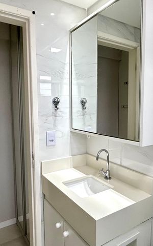 Apartamento para alugar com 59m², 2 quartos e 2 vagas Apartamento para alugar com 59m², 2 quartos e 2 vagasBanheiro da Suíte