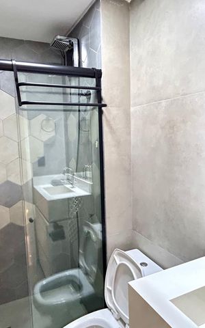 Apartamento para alugar com 59m², 2 quartos e 2 vagas Apartamento para alugar com 59m², 2 quartos e 2 vagasBanheiro 1
