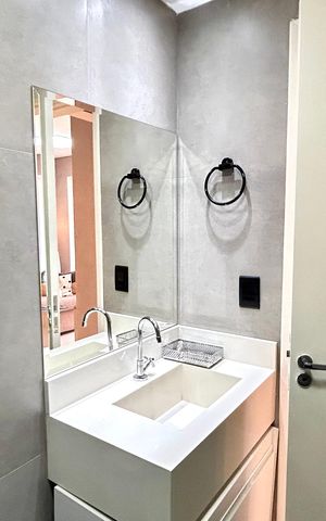 Apartamento para alugar com 59m², 2 quartos e 2 vagas Apartamento para alugar com 59m², 2 quartos e 2 vagasBanheiro 1