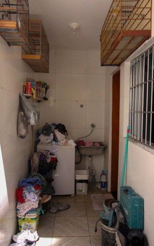 Casa à venda com 75m², 2 quartos e 2 vagas