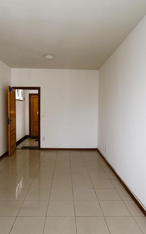 Apartamento para alugar com 90m², 3 quartos e 1 vagaSala