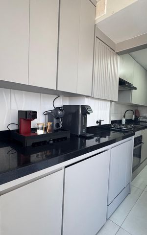 Apartamento à venda com 49m², 2 quartos e 1 vaga Apartamento à venda com 49m², 2 quartos e 1 vagaCozinha e Área de Serviço