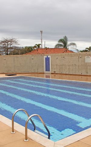 Apartamento à venda com 85m², 2 quartos e 1 vagaÁrea comum - Piscina