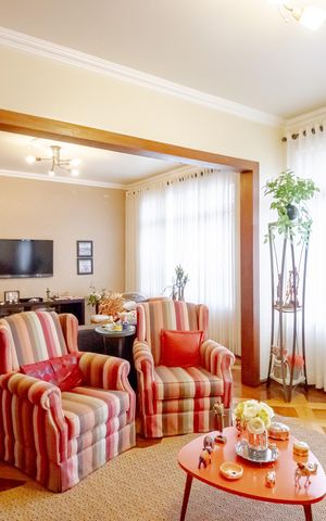 Casa à venda com 340m², 4 quartos e 2 vagasSala