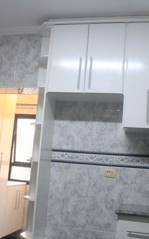 Apartamento para alugar com 117m², 2 quartos e 2 vagasCozinha
