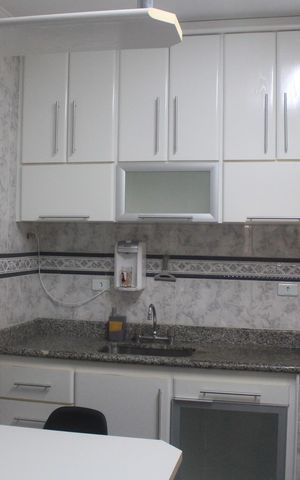 Apartamento para alugar com 117m², 2 quartos e 2 vagasCozinha