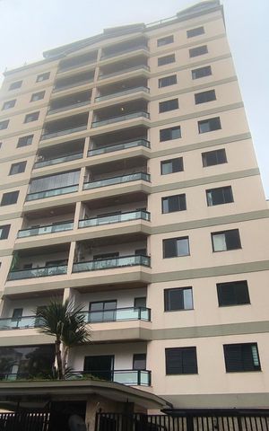 Apartamento para alugar com 117m², 2 quartos e 2 vagas Apartamento para alugar com 117m², 2 quartos e 2 vagasFachada
