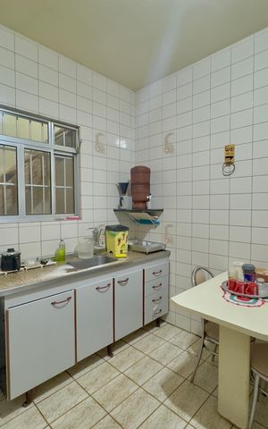 Casa à venda com 127m², 2 quartos e 1 vaga