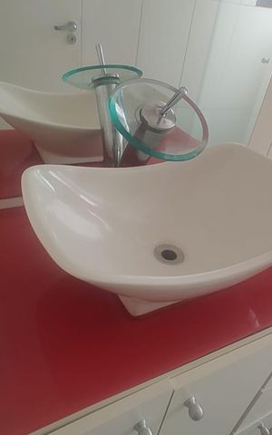 Apartamento à venda com 56m², 2 quartos e 1 vaga Apartamento à venda com 56m², 2 quartos e 1 vagaBanheiro