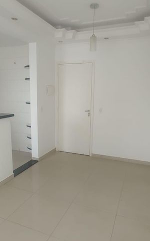 Apartamento à venda com 56m², 2 quartos e 1 vaga Apartamento à venda com 56m², 2 quartos e 1 vagaSala