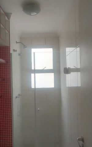 Apartamento à venda com 56m², 2 quartos e 1 vaga Apartamento à venda com 56m², 2 quartos e 1 vagaBanheiro