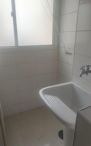 Apartamento à venda com 56m², 2 quartos e 1 vaga Apartamento à venda com 56m², 2 quartos e 1 vagaÁrea de serviço