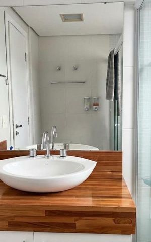 Apartamento para alugar com 127m², 2 quartos e 2 vagas Apartamento para alugar com 127m², 2 quartos e 2 vagasBanheiro