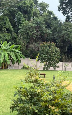 Casa de condomínio à venda com 961m², 4 quartos e 4 vagas Casa de condomínio à venda com 961m², 4 quartos e 4 vagasLazer