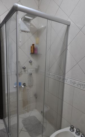 Casa para alugar com 200m², 3 quartos e 2 vagasBanheiro Social