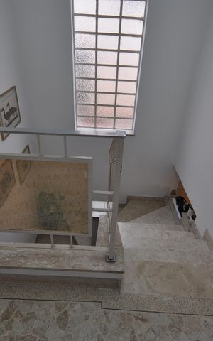 Casa para alugar com 200m², 3 quartos e 2 vagasHall de circulação