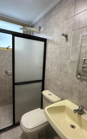 Apartamento para alugar com 54m², 1 quarto e 1 vaga Apartamento para alugar com 54m², 1 quarto e 1 vagaBanheiro