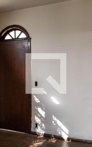 Casa à venda com 387m², 3 quartos e 2 vagas