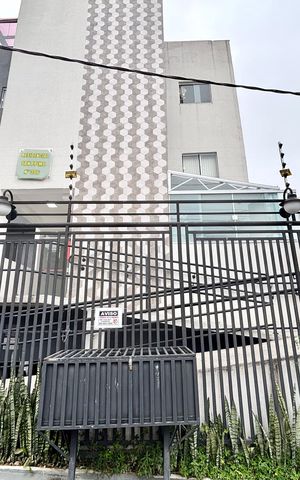 Apartamento para alugar com 45m², 2 quartos e 1 vaga Apartamento para alugar com 45m², 2 quartos e 1 vagaFachada