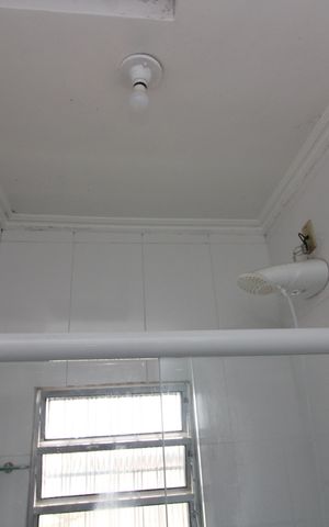 Casa de condomínio à venda com 62m², 2 quartos e 2 vagasBanheiro