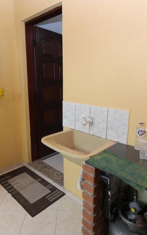Casa de condomínio à venda com 62m², 2 quartos e 2 vagasÁrea de Serviço