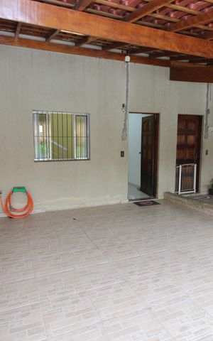 Casa de condomínio à venda com 62m², 2 quartos e 2 vagasgaragem