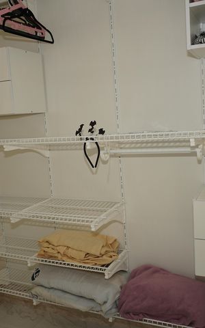 Casa de condomínio para alugar com 600m², 6 quartos e 4 vagasCloset