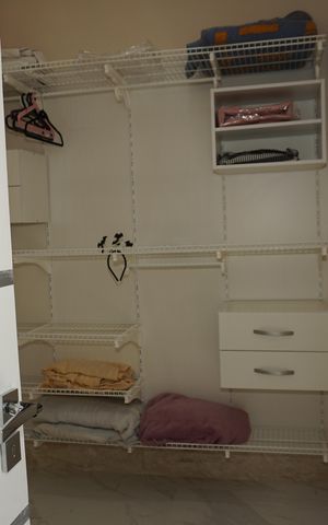 Casa de condomínio para alugar com 600m², 6 quartos e 4 vagasCloset