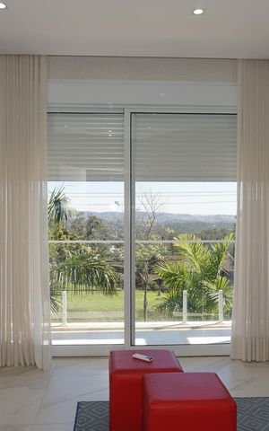 Casa de condomínio para alugar com 600m², 6 quartos e 4 vagasSuíte