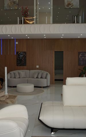 Casa de condomínio para alugar com 600m², 6 quartos e 4 vagasSala