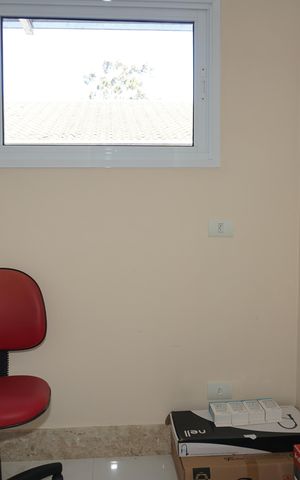 Casa de condomínio para alugar com 600m², 6 quartos e 4 vagasEscritório