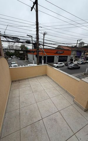 Casa para alugar com 210m², 4 quartos e 1 vaga Casa para alugar com 210m², 4 quartos e 1 vagaVaranda