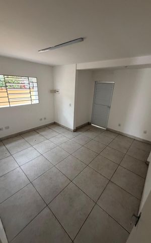 Casa para alugar com 210m², 4 quartos e 1 vaga Casa para alugar com 210m², 4 quartos e 1 vagaQuarto 4