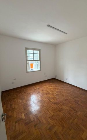Casa para alugar com 210m², 4 quartos e 1 vaga Casa para alugar com 210m², 4 quartos e 1 vagaQuarto 2