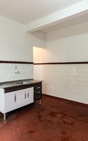 Casa para alugar com 200m², 3 quartos e 2 vagas Casa para alugar com 200m², 3 quartos e 2 vagasCozinha