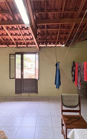 Casa à venda com 148m², 2 quartos e 2 vagas Casa à venda com 148m², 2 quartos e 2 vagasÁrea de Serviço