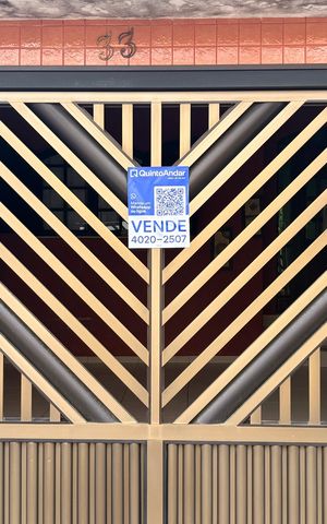 Casa à venda com 148m², 2 quartos e 2 vagas