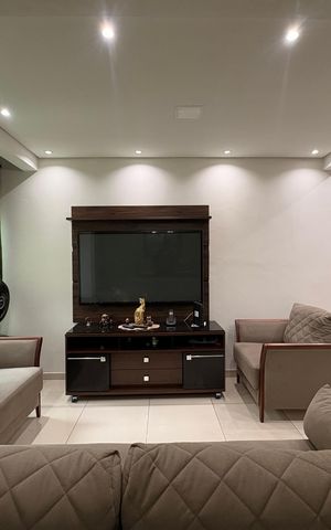 Casa à venda com 148m², 2 quartos e 2 vagas Casa à venda com 148m², 2 quartos e 2 vagasSala