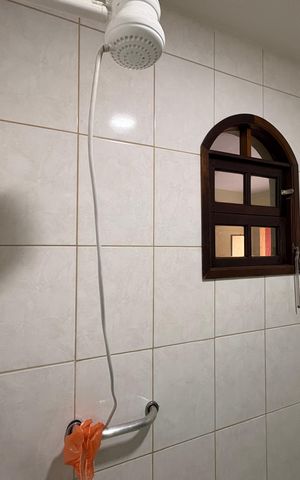 Casa à venda com 148m², 2 quartos e 2 vagas Casa à venda com 148m², 2 quartos e 2 vagasBanheiro da Suíte