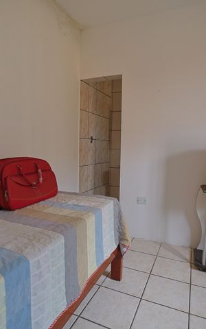 Casa à venda com 250m², 4 quartos e 5 vagasEdícula