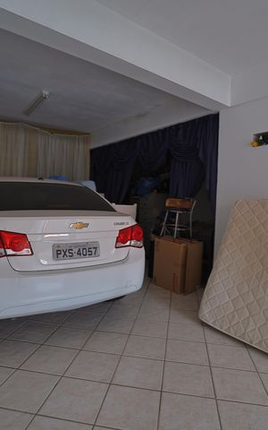 Casa à venda com 250m², 4 quartos e 5 vagasGaragem
