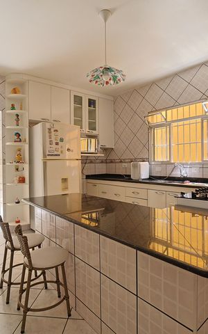 Casa à venda com 250m², 4 quartos e 5 vagasCozinha