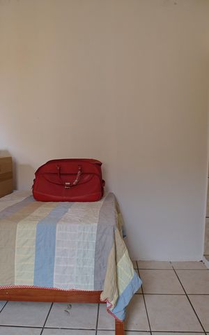 Casa à venda com 250m², 4 quartos e 5 vagasEdícula