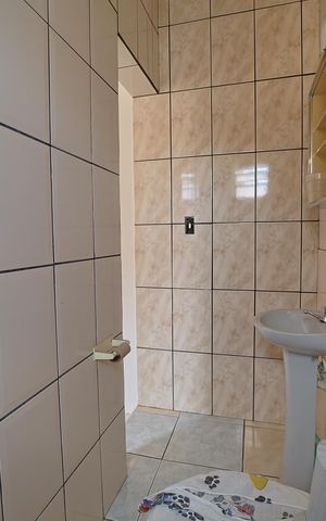 Casa à venda com 250m², 4 quartos e 5 vagasEdícula