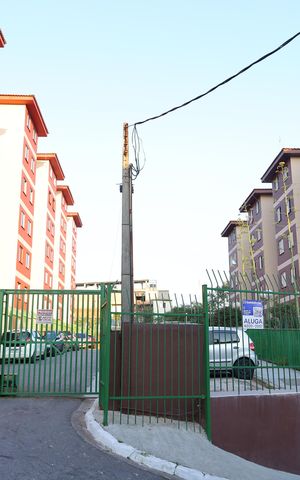 Apartamento para alugar com 42m², 2 quartos e 1 vagaPlaca GRANDE instalado na fachada do condomínio, dia 26.09.2026 - Código da placa: HVTG-219